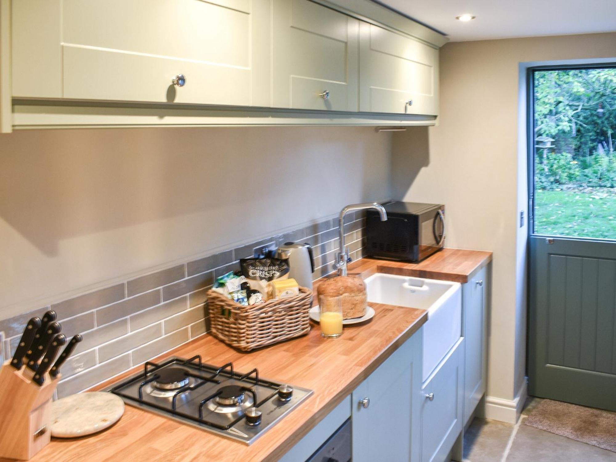 The Barn Villa Spofforth ภายนอก รูปภาพ
